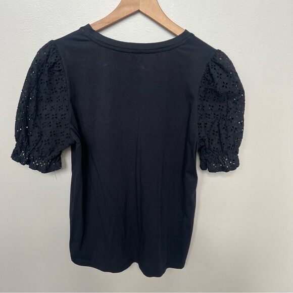 Joie Eyelet Puff Sleeve Knit Cotton Short Sleeve Crew Neck Blouse Pullover Top M - Picture 4 of 8